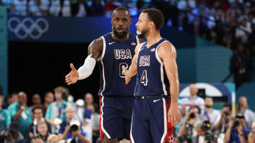 Ya como leyendas de la NBA, LeBron James y Stephen Curry vienen de guiar a Estados Unidos al oro olímpico en París