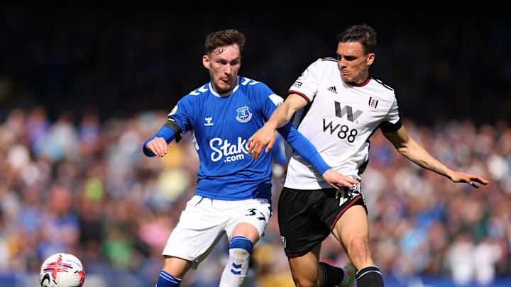 Everton FC v Fulham FC - Premier League