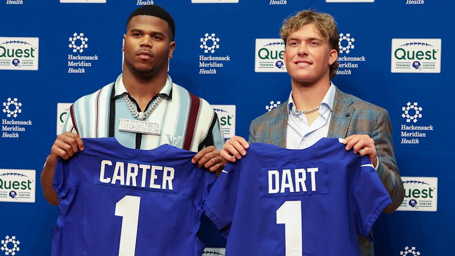 New York Giants first round draft picks, Abdul Carter and Jaxson Dart | Thomas Salus-Imagn Images