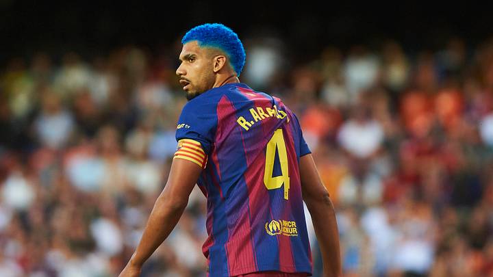Ronald Araujo wechselt an die Mersey Ronald Araujo wechselt an die Mersey