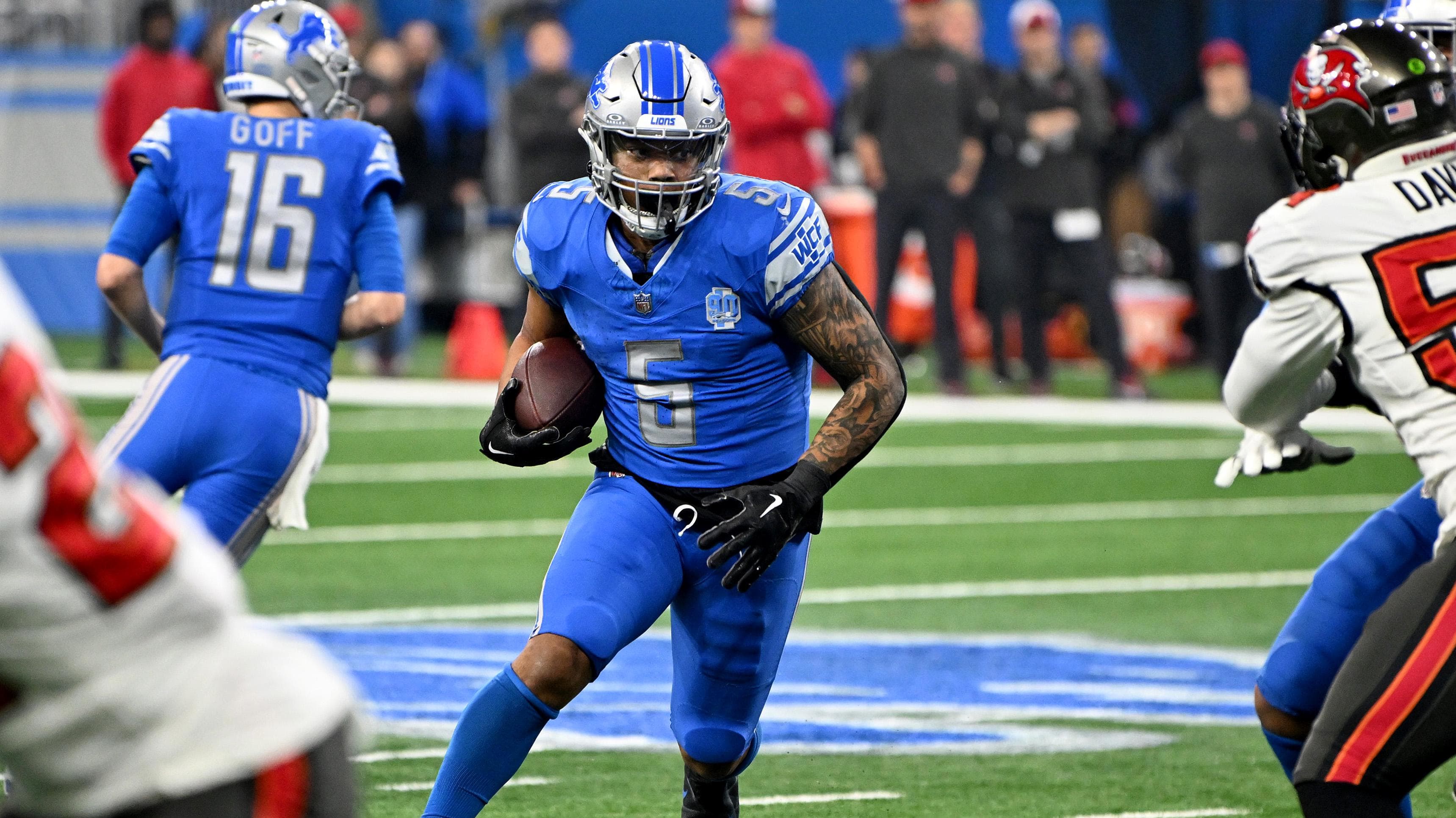 Detroit Lions running back David Montgomery (5) runs with the ball against Tampa Bay.