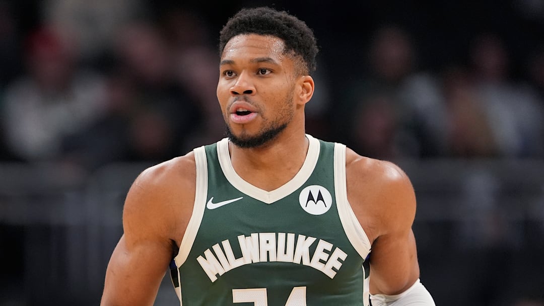 Giannis Antetokounmpo, Milwaukee Bucks Giannis Antetokounmpo, Milwaukee Bucks