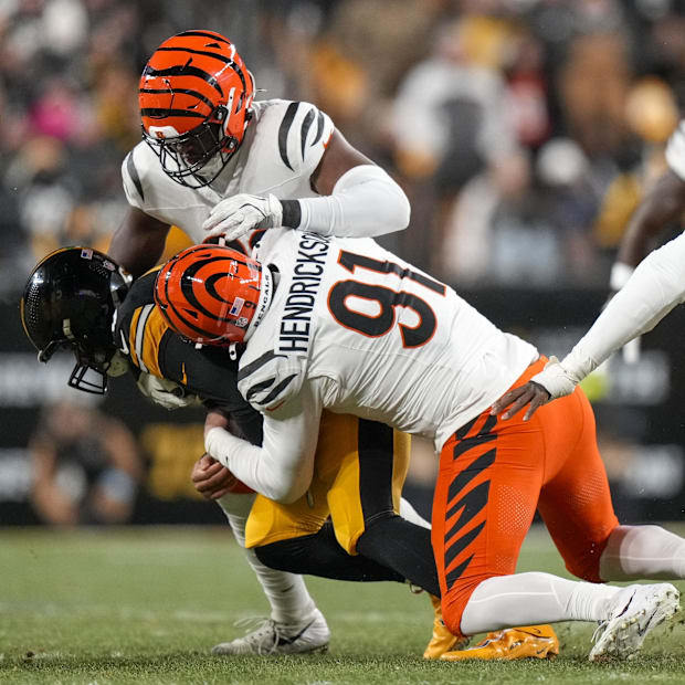 Trey Hendrickson (91) sacks