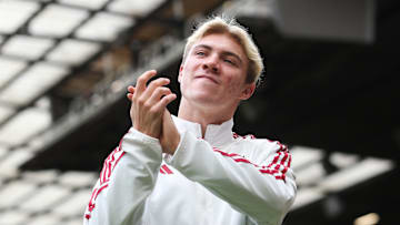 Manchester United v RC Lens - Pre-Season Friendly