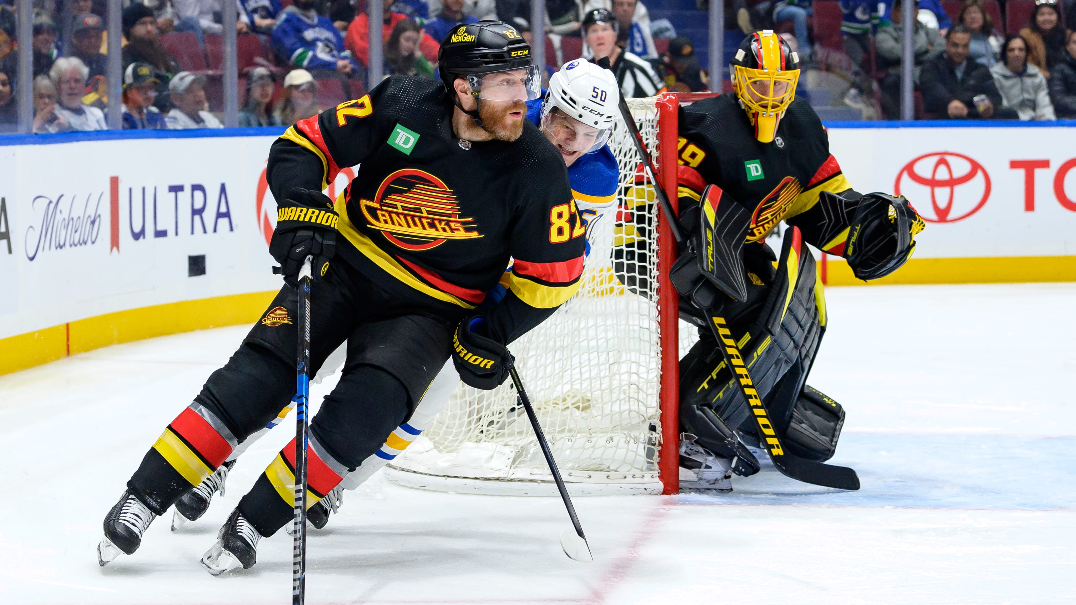 Canucks wear skate jersey store