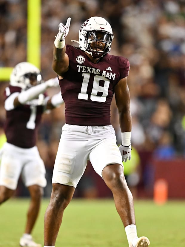 Aug 31, 2024; College Station, Texas, USA; Texas A&M Aggies defensive lineman Cashius Howell (18).