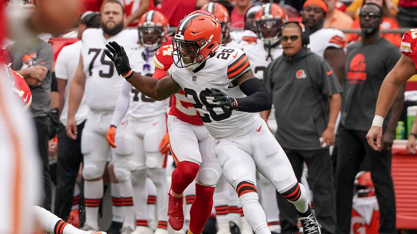Cleveland Browns safety announces retirement - Vimarsana News