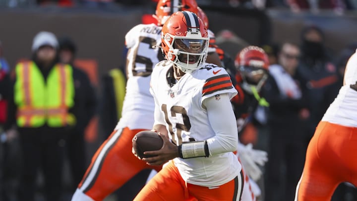 Cleveland Browns quarterback Shedeur Sanders