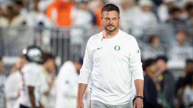 Oregon Ducks Dan Lanning Carter Davis Recruiting Class of 2027 Recruit Wide Receiver High School Football Bye Week Indiana