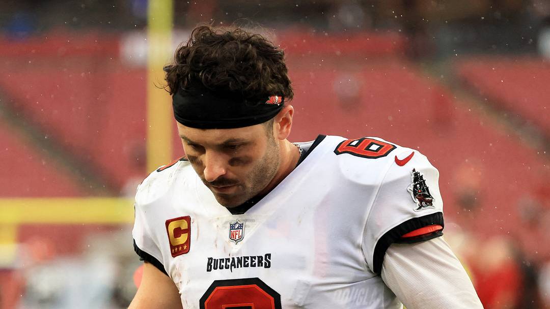 Tampa Bay Buccaneers quarterback Baker Mayfield (6) walks off the field as they lost to the Cleveland Browns 