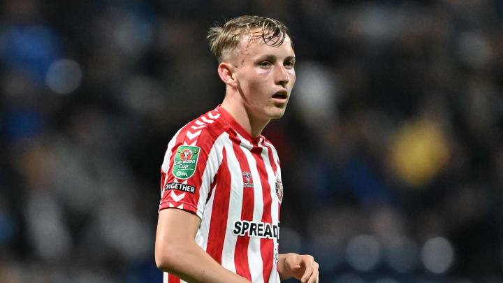 Harrison Jones - Sunderland midfielder