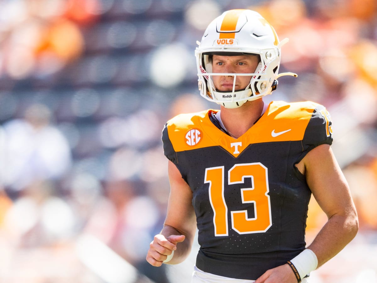 Tennessee Football Unveils New Smokey Grey Jerseys