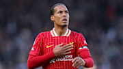 Auch Virgl van Dijk bleibt dem FC Liverpool erhalten.