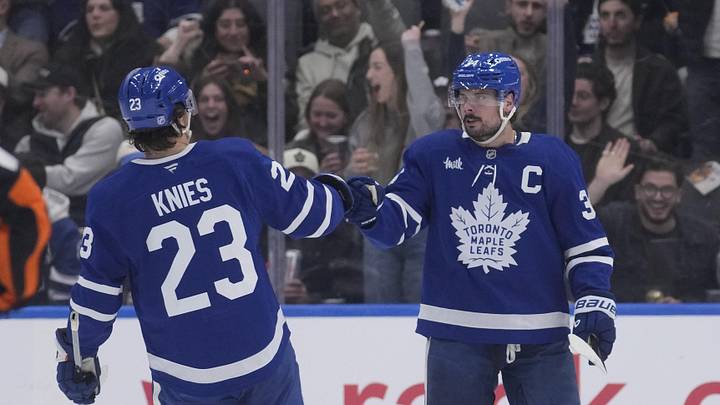 Auston Matthews, Matthew Knies