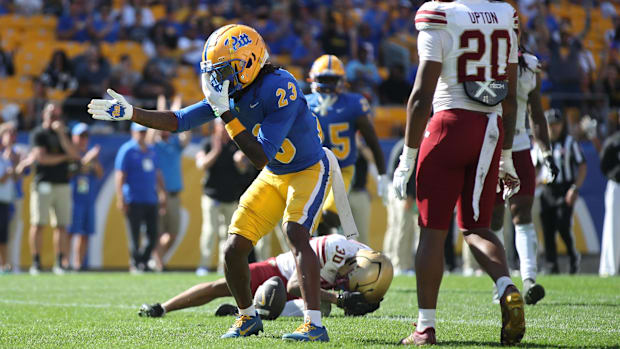 Pittsburgh Panthers wide receiver Zion Fowler-El (23) dances in the end-zone against the Boston College
