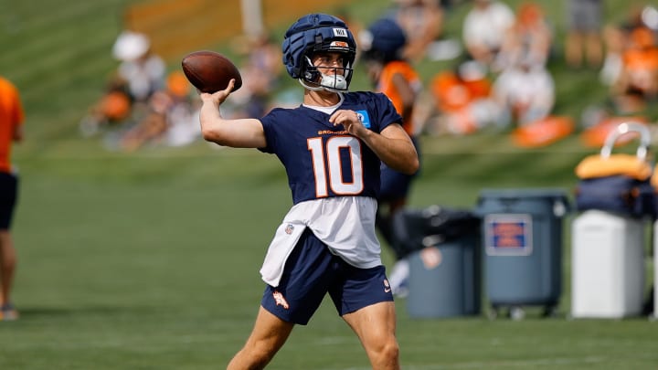 Jul 26, 2024; Englewood, CO, USA; Denver Broncos quarterback Bo Nix (10) during training camp at Broncos Park Powered by CommonSpirit. 