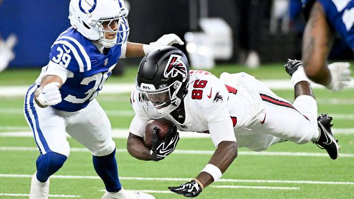 Aug 22, 2026; Indianapolis, Indiana, USA; Atlanta Falcons wide receiver Vinny Anthony II (86) dives for extra yards against Indianapolis Colts cornerback Rob Carter Jr. (39) during the second half at Lucas Oil Stadium. Mandatory Credit: Robert Goddin-Imagn Images