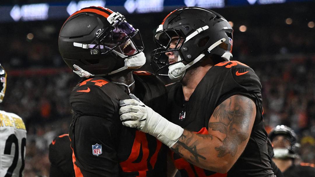 Oct 1, 2026; Cleveland, Ohio, USA; Cleveland Browns tight end Harold Fannin Jr. (44) reacts after making a touchdown catch in the first half at Huntington Bank Field. Mandatory Credit: Ken Blaze-Imagn Images Oct 1, 2026; Cleveland, Ohio, USA; Cleveland Browns tight end Harold Fannin Jr. (44) reacts after making a touchdown catch in the first half at Huntington Bank Field. Mandatory Credit: Ken Blaze-Imagn Images