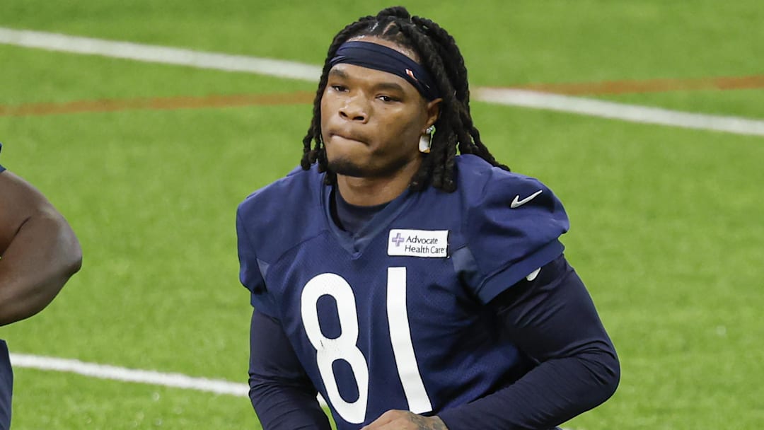 Zavlon Thomas gets his stretching in during rookie minicamp at the Walter Payton Center.