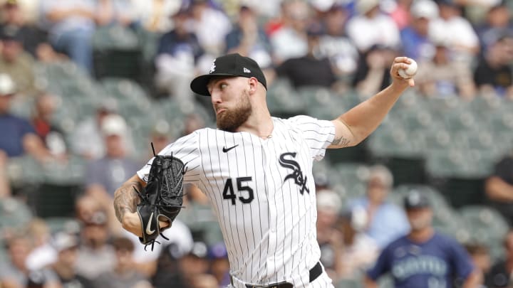 Chicago White Sox starting pitcher Garrett Crochet (45) delivers a pitch against the Seattle Mariners during the first inning at Guaranteed Rate Field on July 28.