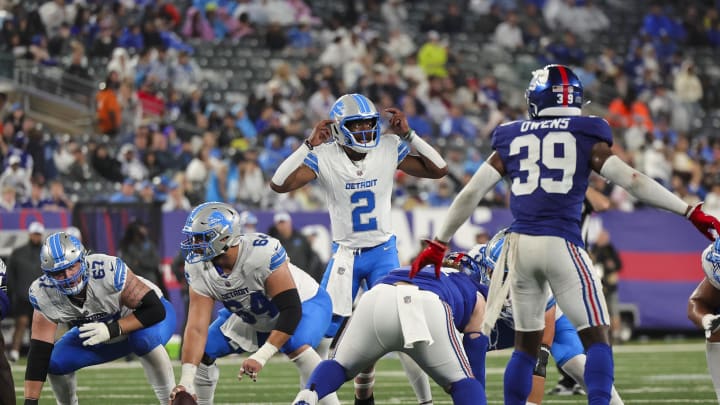 Detroit Lions quarterback Hendon Hooker (2).