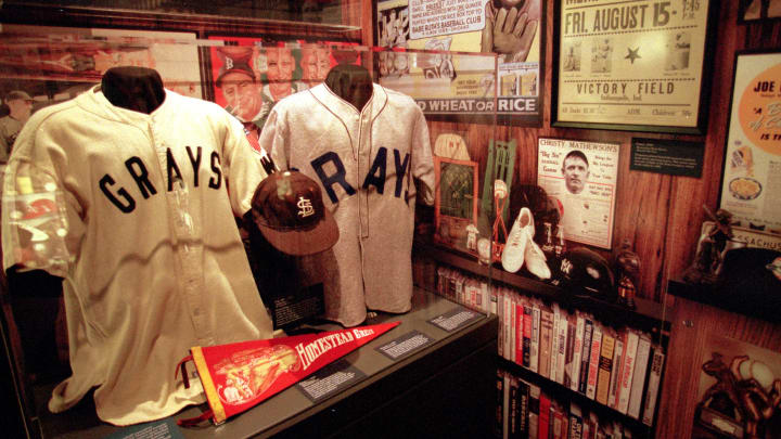 En el Salón de la Fama se pueden apreciar artículos históricos de la MLB