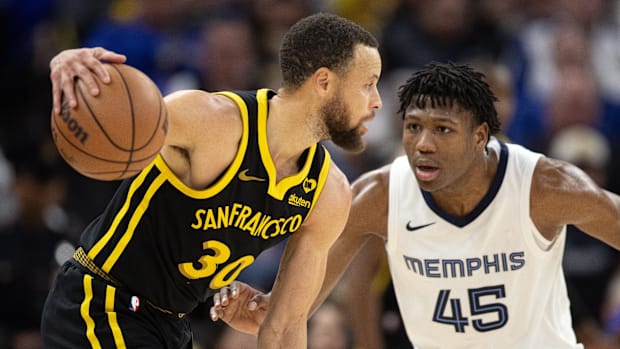 Warriors keep Steph Curr