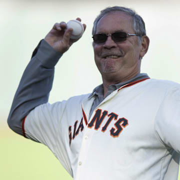 San Francisco Giants former manager Bruce Bochy throws out a ceremonial first pitch before a game between the Giants and the Pittsburgh Pirates at Oracle Park. 