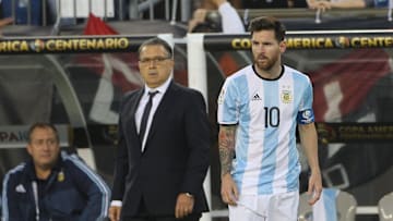 Tata Martino y Lionel Messi