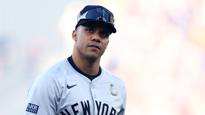 World Series - New York Yankees v Los Angeles Dodgers - Game 1