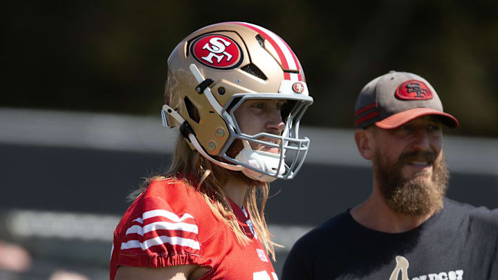 Jun 10, 2025; Santa Clara, CA, USA; San Francisco 49ers tight end George Kittle (85) works out with his teammates during an OTA at Levi's Stadium. Mandatory Credit: D. Ross Cameron-Imagn Images Jun 10, 2025; Santa Clara, CA, USA; San Francisco 49ers tight end George Kittle (85) works out with his teammates during an OTA at Levi's Stadium. Mandatory Credit: D. Ross Cameron-Imagn Images