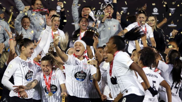 O Corinthians venceu o Ferroviária na primeira final entre clubes brasileiros na Libertadores Feminina em 2019