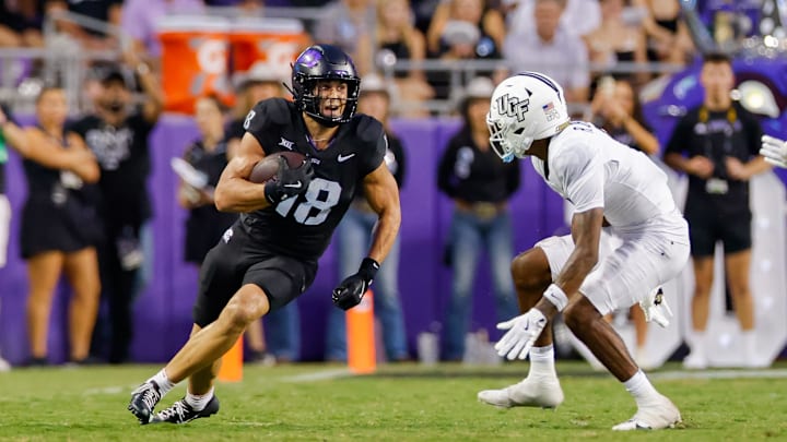 Sep 14, 2024; Fort Worth, Texas, USA; TCU Horned Frogs wide receiver Jack Bech (18) runs with the ball during the second quarter against the UCF Knights at Amon G. Carter Stadium. Mandatory Credit: Andrew Dieb-Imagn Images Sep 14, 2024; Fort Worth, Texas, USA; TCU Horned Frogs wide receiver Jack Bech (18) runs with the ball during the second quarter against the UCF Knights at Amon G. Carter Stadium. Mandatory Credit: Andrew Dieb-Imagn Images