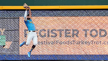 Arizona Diamondbacks v Milwaukee Brewers