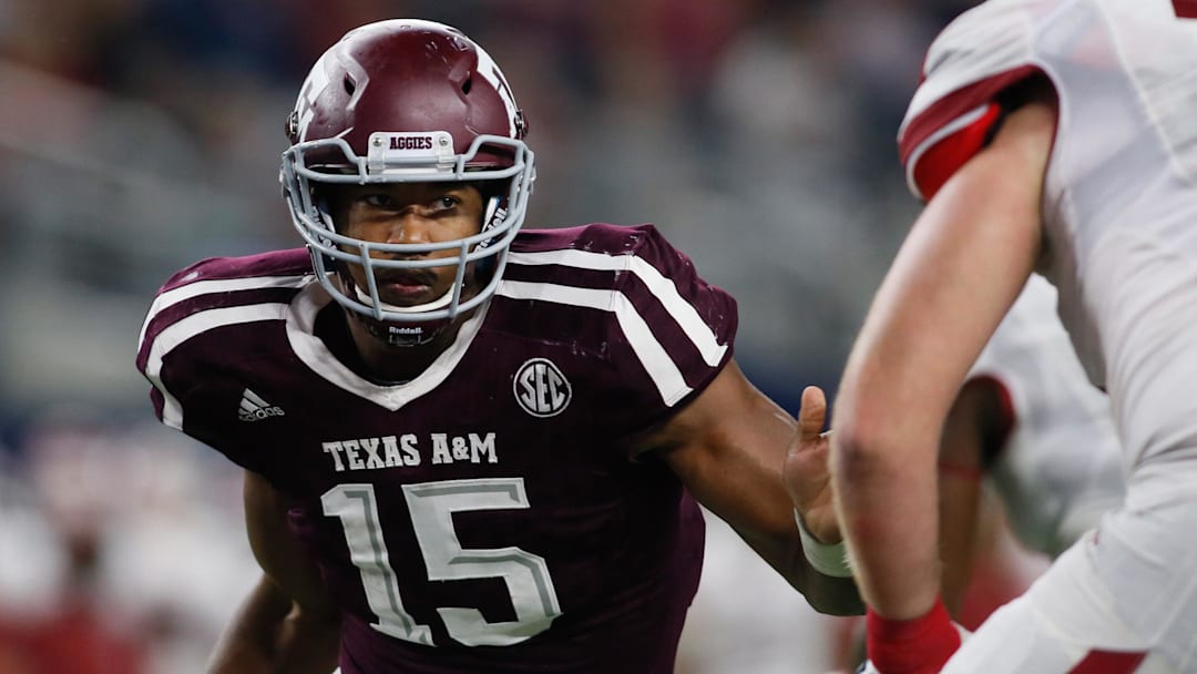 Texas A&M Aggies defensive lineman Myles Garrett (15) in game action against the Arkansas Razorbacks at A&M Stadium. 