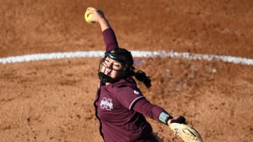 Mississippi State   s Aspen Wesley (28) throws a pitch during a  Lady Vols softball game against