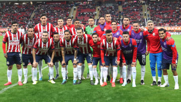 Toda la plantilla de Chivas reunida previo a su debut en el Estadio Akron para la Fecha 3 de la Liga MX.