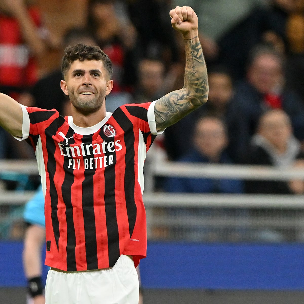 In big games, you need players who rise to the occasion. Pulisic has made a name for himself as a player who delivers when it matters most. Against Real Madrid, he showcased his incredible talent and instincts, scoring a key goal that shifted the game in Milan's favor. This wasn't just any goal; it was a statement that he can shine when the spotlight is brightest.