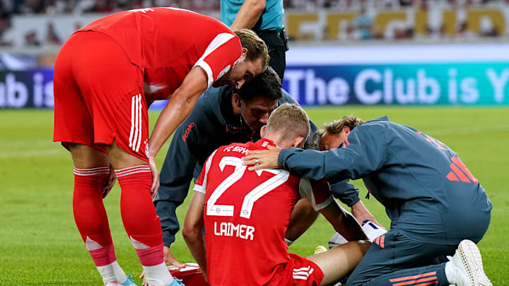 Konrad Laimer musste den Platz vorzeitig verlassen Konrad Laimer musste den Platz vorzeitig verlassen