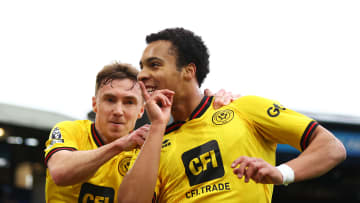Luton Town v Sheffield United - Premier League