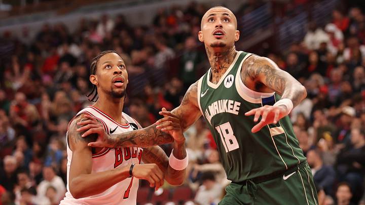 Milwaukee Bucks v Chicago Bulls