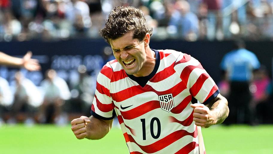 Christian Pulisic celebrates after a goal