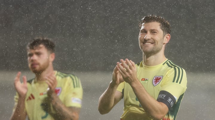 Ben Davies and Neco Williams thanks the Welsh fans who flew over to Montenegro on Monday