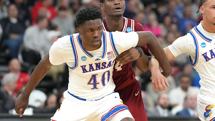 Kansas basketball center Flory Bidunga