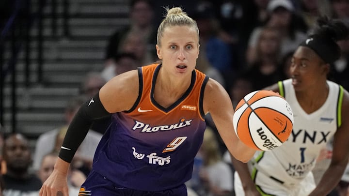 Jul 16, 2025; Minneapolis, Minnesota, USA; Phoenix Mercury guard Kitija Laksa (9) brings the ball up court against the Minnesota Lynx in the third quarter at Target Center. Mandatory Credit: Bruce Kluckhohn-Imagn Images Jul 16, 2025; Minneapolis, Minnesota, USA; Phoenix Mercury guard Kitija Laksa (9) brings the ball up court against the Minnesota Lynx in the third quarter at Target Center. Mandatory Credit: Bruce Kluckhohn-Imagn Images