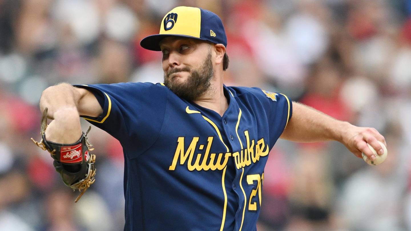 Brewers: Wade Miley Learned New Pitch Grip By Watching LSU's Paul Skenes on TV - Vimarsana News