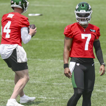 Jun 11, 2025; Florham Park, NY, USA; New York Jets quarterback Justin Fields (7) looks on during minicamp at Atlantic Health Jets Training Center. Mandatory Credit: John Jones-Imagn Images