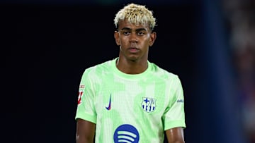 Lamine Yamal est la star du Barça et démarre cette rencontre.