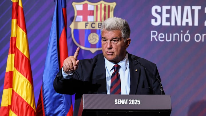 Lors d'une interview, Joan Laporta a exprimé le souhait de croiser la route du PSG. Lors d'une interview, Joan Laporta a exprimé le souhait de croiser la route du PSG.