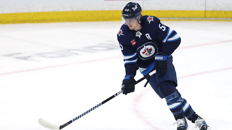 Winnipeg Jets star Mark Scheifele is questionable for Saturday's Game 6 after his dad unexpectedly passed away on Friday. | James Carey Lauder-Imagn Images